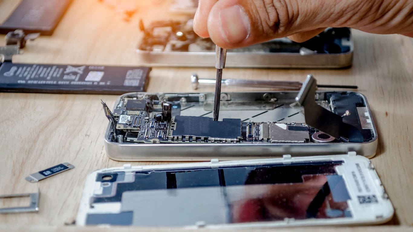 La Technologie des Batteries Cœur de l'Ère Mobile